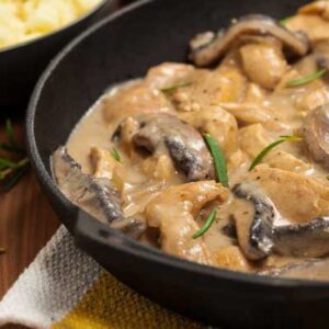 Fromage ,Champignons, oeuf bio & poulet