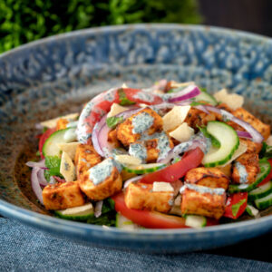 SALADE MÊLÉE AVEC PANEER TIKKA